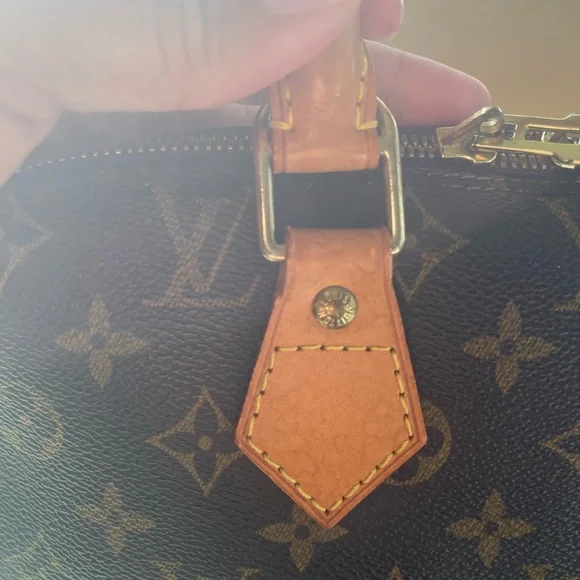 Louis Vuitton Monogram Alma PM - Picture 15 of 16